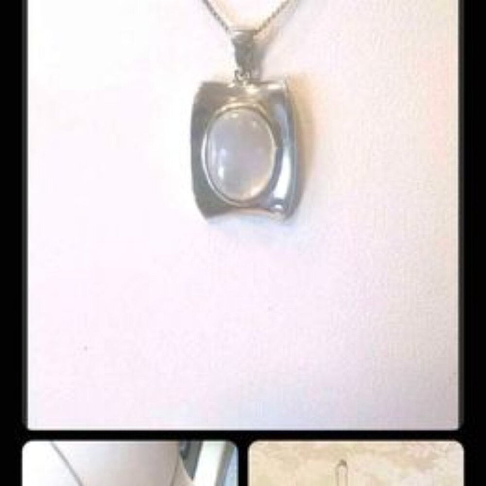 925 Sterling Silver & Mother of Pearl Pendant Necklace 18" 925 Box Chain - Picture 2 of 3